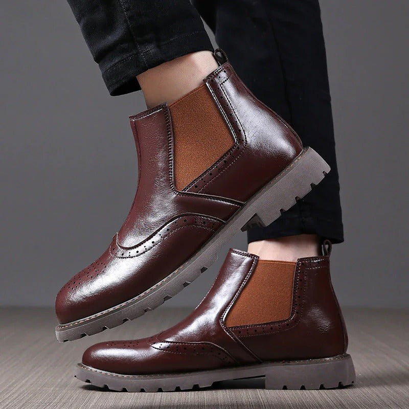 Heren Chelsea boots – Bruin PU leer – Brogue enkellaars met profielzool