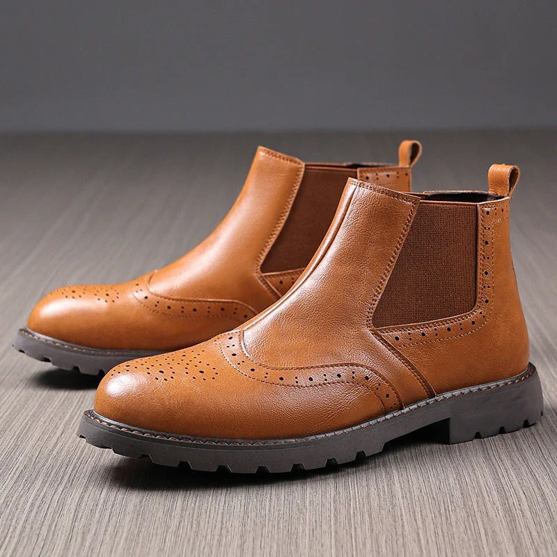 Heren Chelsea boots – Bruin PU leer – Brogue enkellaars met profielzool