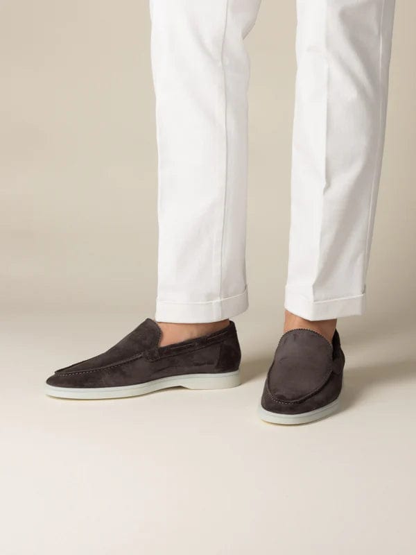 OLD MONEY - PREMIUM SUEDE LOAFERS DONKERBRUIN