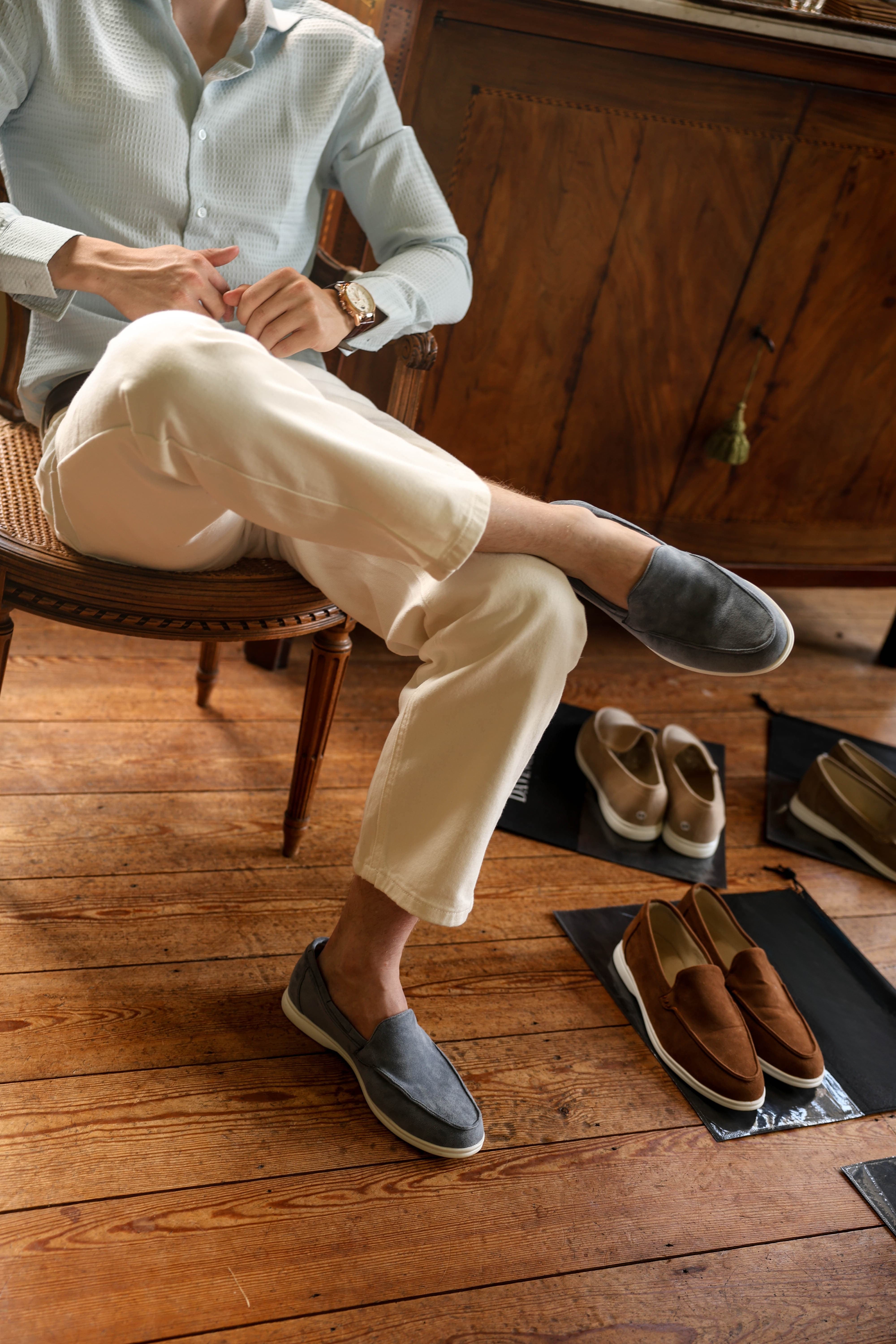 OLD MONEY - PREMIUM SUEDE LOAFERS LICHTBLAUW